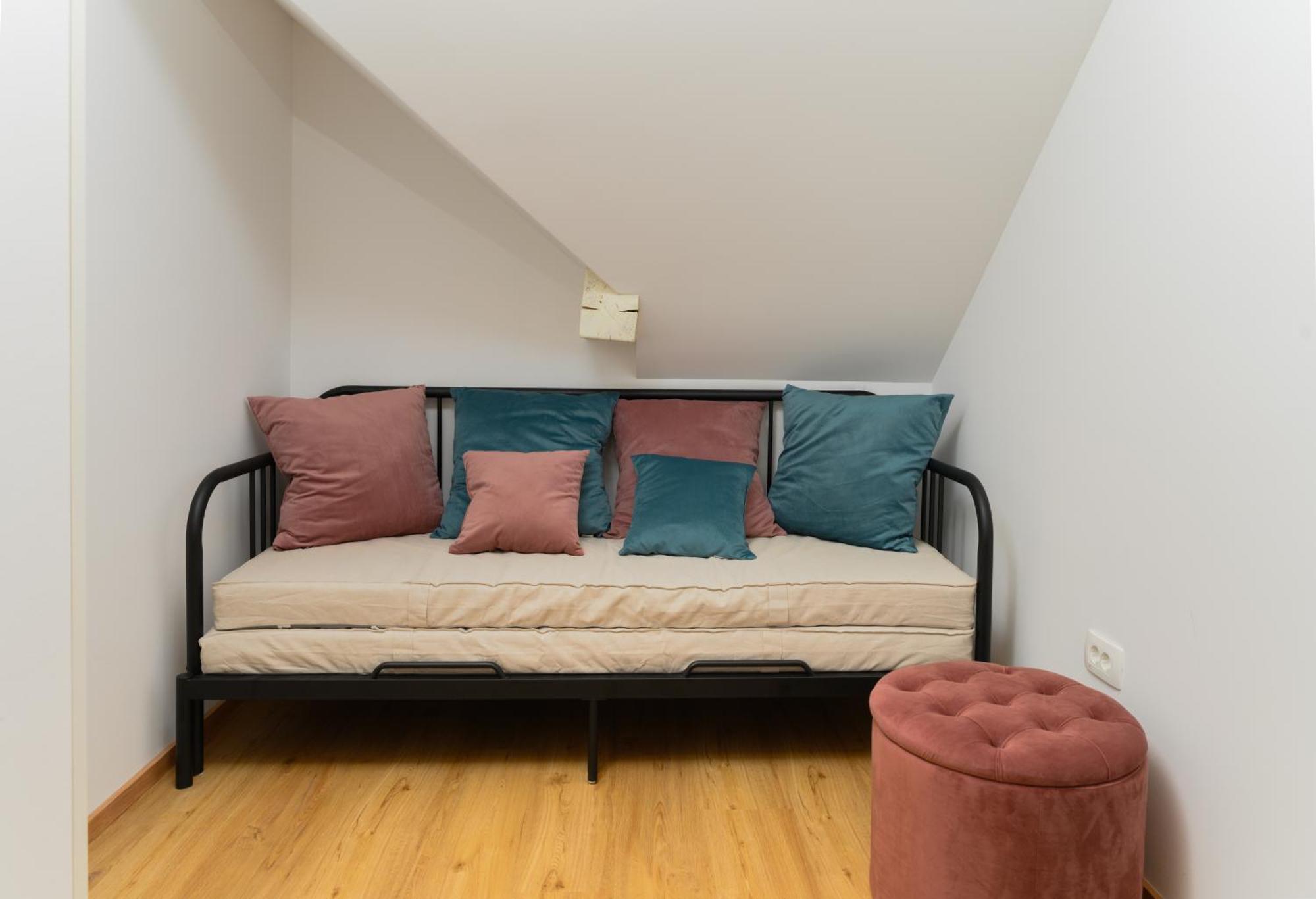 Lilija Apartments Trzin Екстер'єр фото