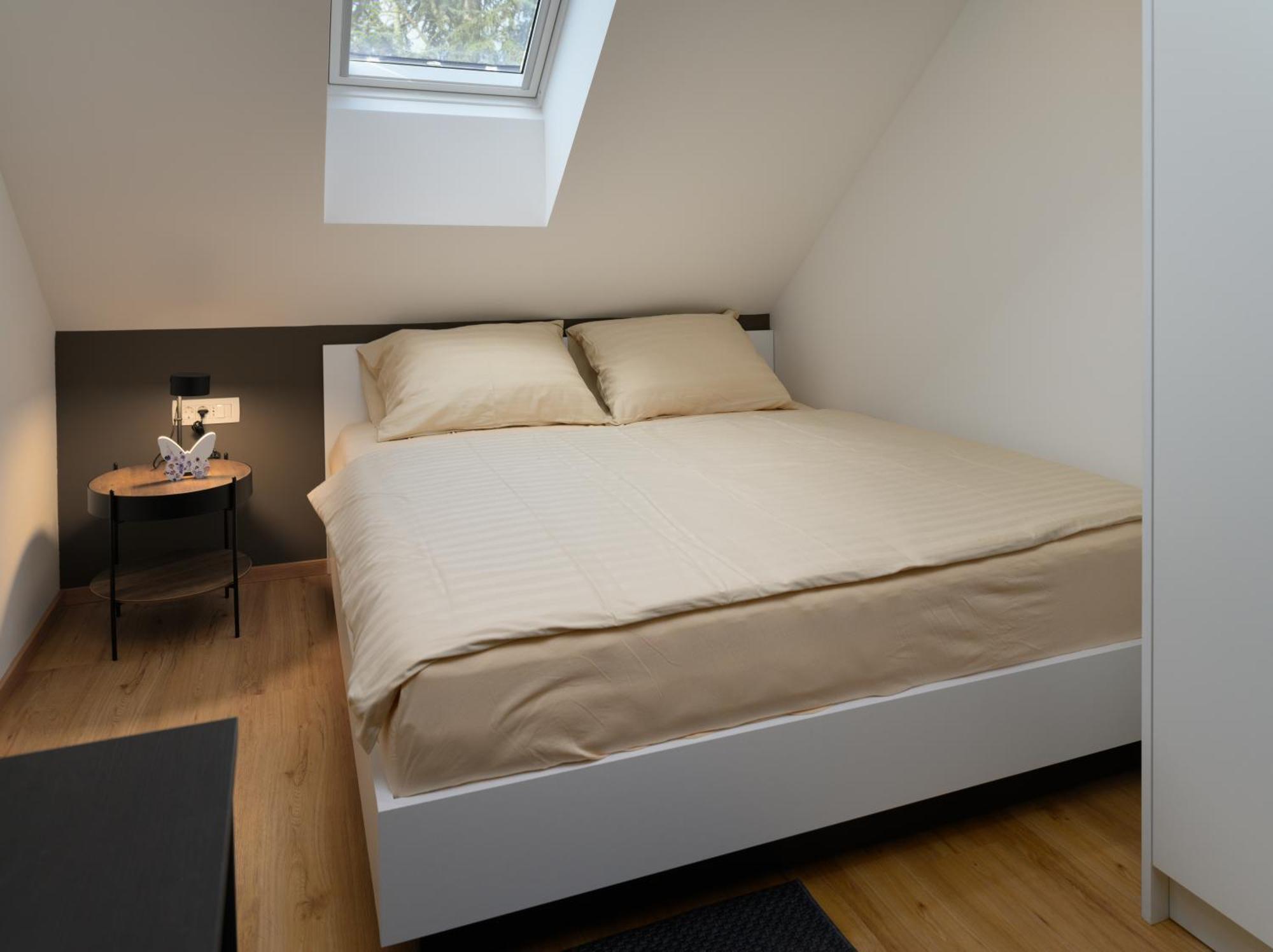 Lilija Apartments Trzin Екстер'єр фото