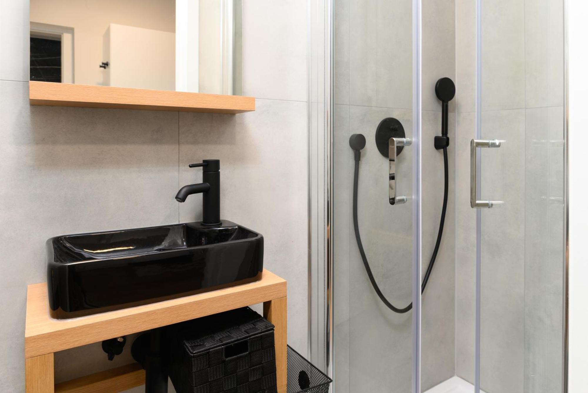 Lilija Apartments Trzin Екстер'єр фото